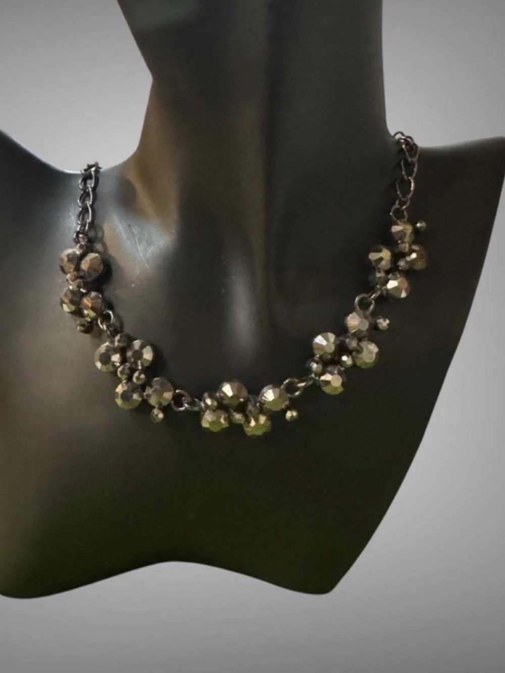BLACK RHINESTONES STATEMENT NECKLACE